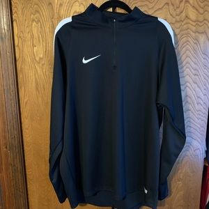 Nike 1/4 Zip Pullover. Size XXL